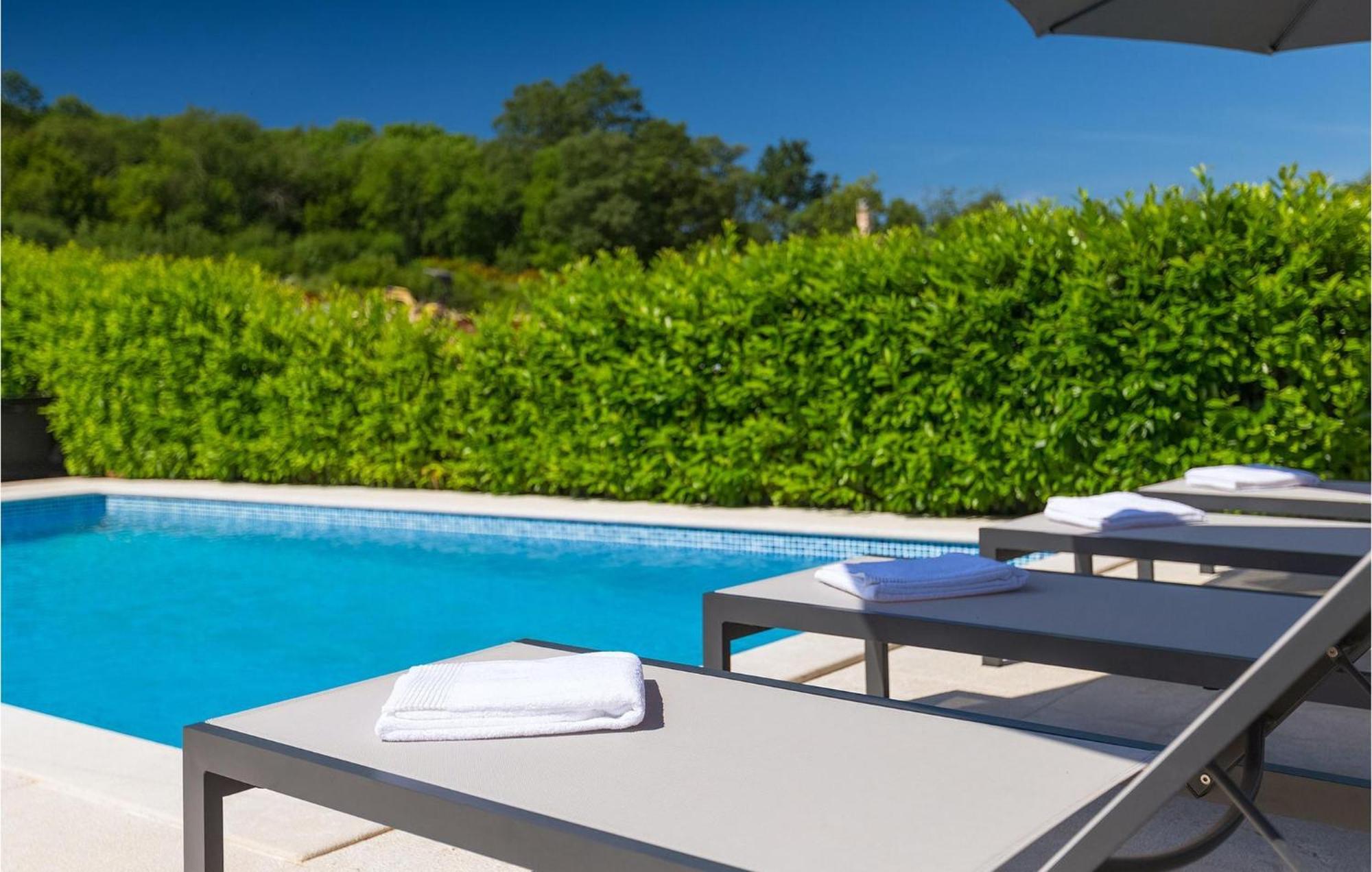Villa Vito โรวีน ภายนอก รูปภาพ